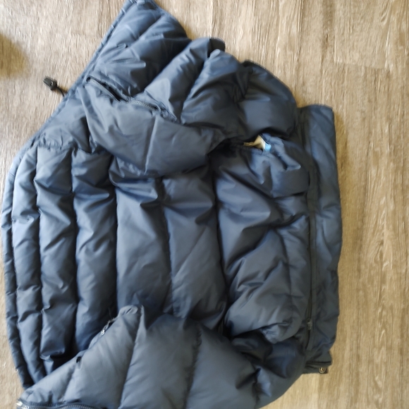 XL Gap Jacket - Picture 9 of 11